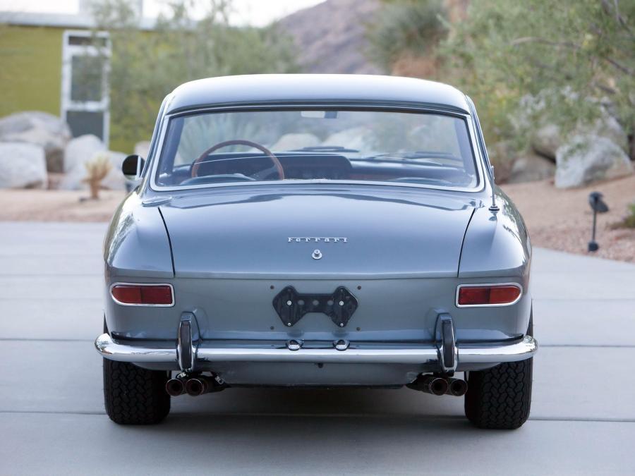  Ferrari 330 GT 2+2 (Series II) 1965 года  (фото 3 из 43)